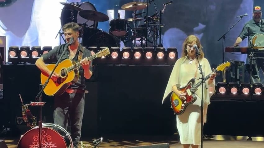Mumford & Sons w/ Madison Cunningham Live - Awake My Soul - Red Rocks, Morrison, CO - 7/22/25