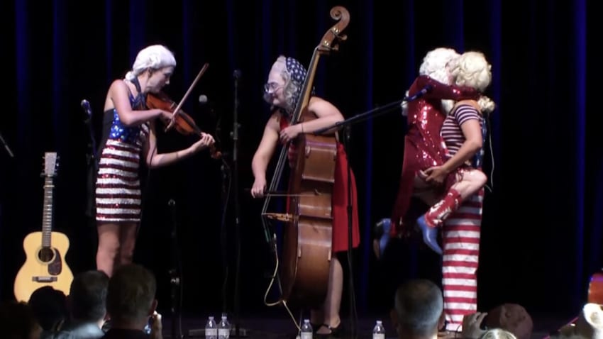 Watch Big Richard Cover Black Sabbath’s ‘War Pigs’ & More At Kennedy Center