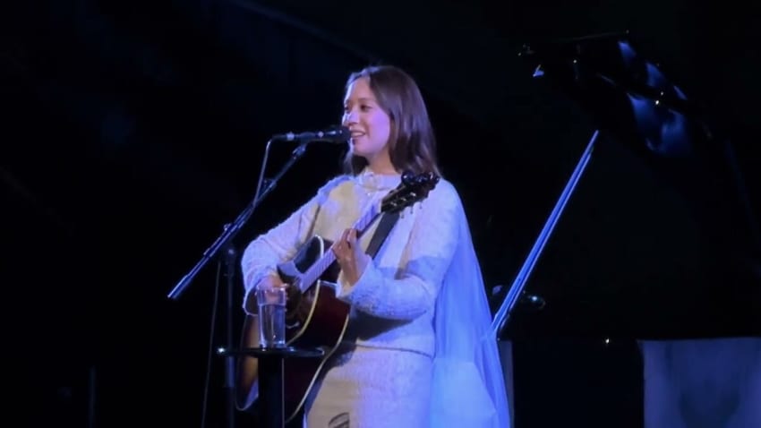 Laufey-Clean Air (new song) @ Union Chapel, 30th June 2025