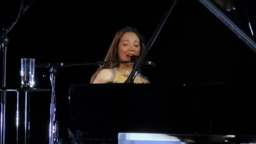 Laufey-Snow White (new song) @ Union Chapel, 30th June 2025