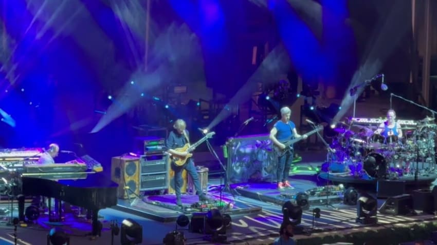 Phish - Ghost, A Wave of Hope, What's the Use?, Ruby Waves, Number Line, Character Zero - 2025-07-23