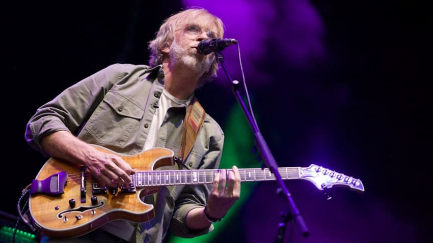 'Peaches' For The Peach State: Phish Goes Old School On Night 1 In Alpharetta