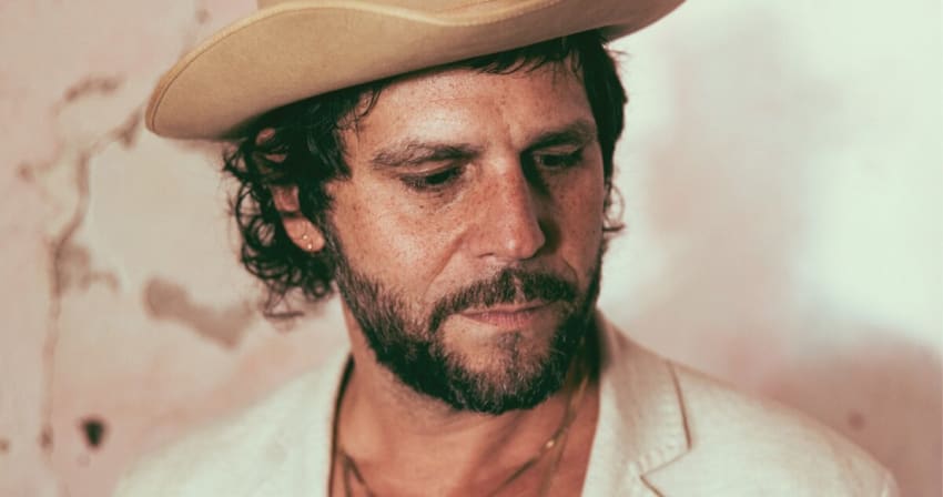 Langhorne Slim press August 2025