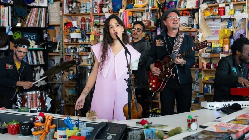 Adrian Quesada Brings 'Boleros Psicodélicos' To Life For 'Tiny Desk Concert'