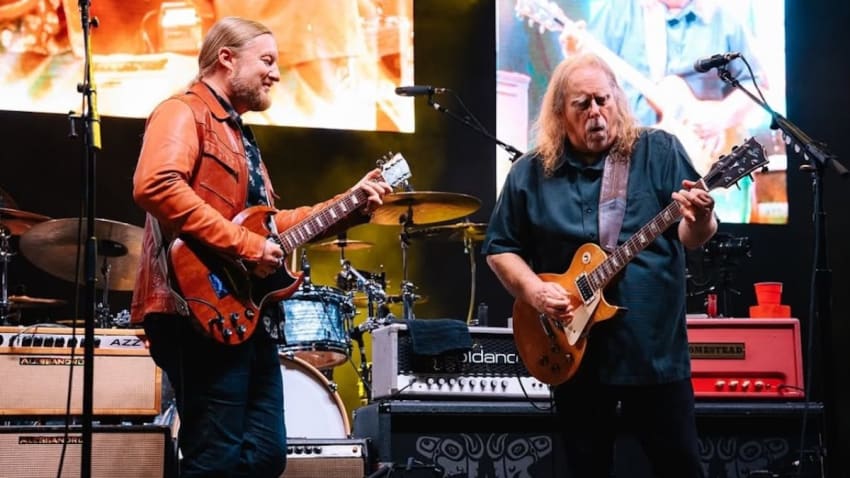 Gov’t Mule Debuts The Allman Brothers Band’s ‘Desdemona’ Cover With Derek Trucks In Detroit