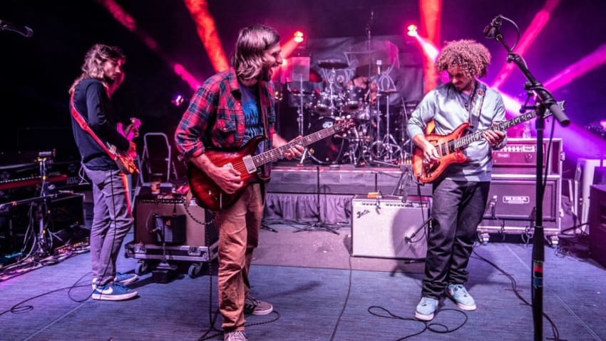 Dogs In A Pile & Rob Compa 'Boogie On' In Maryland