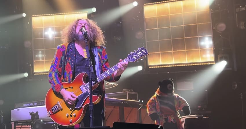 My Morning Jacket Devils Peanut Butter debut