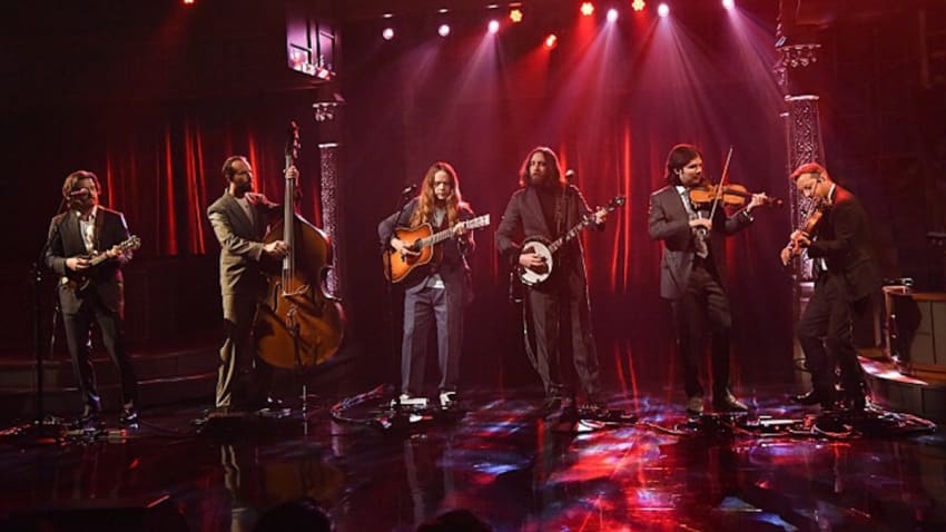 Billy Strings Brings ‘Leaning On A Travelin' Song’ To ‘Colbert’