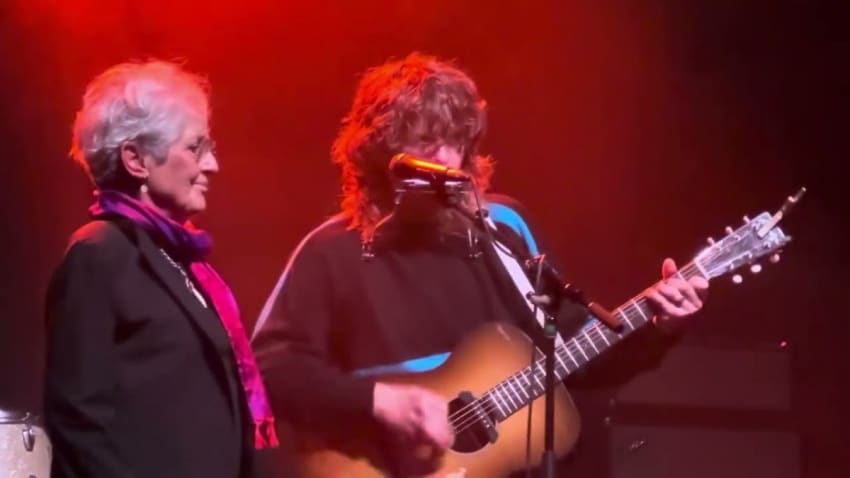 Jesse Welles with Joan Baez - No Kings - Live at The Fillmore - San Francisco - 11/04/25