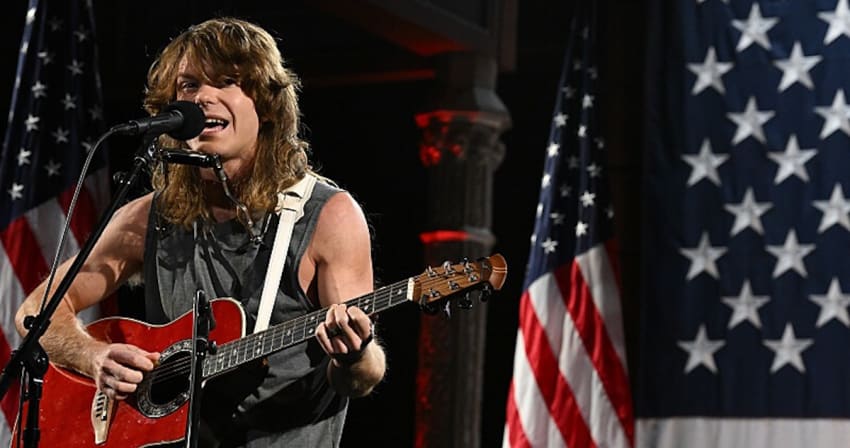 Jesse Welles Join Ice Colbert