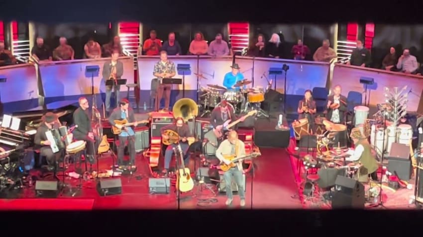 Cyro Baptista & Friends feat. Trey Anastasio - 11-07-2025 - Olivia - Lincoln Center (NYC, NY)