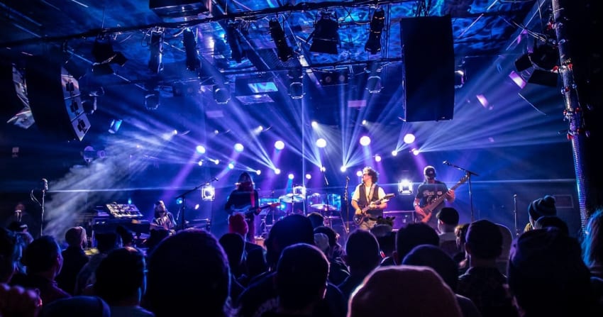 Buy Dogs In A Pile Tickets