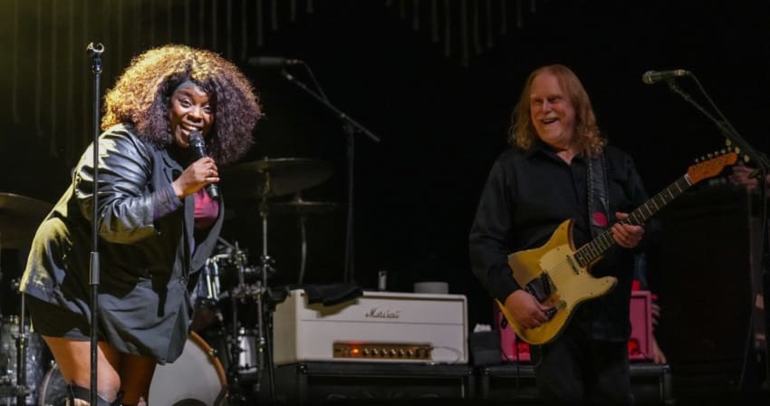 Govt Mule Yola New Year's Eve 2025