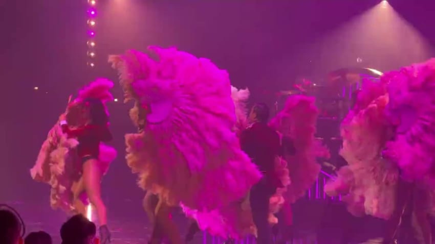 Jennifer Lopez - Let’s Get Loud (live) Up All Night Live in Las Vegas