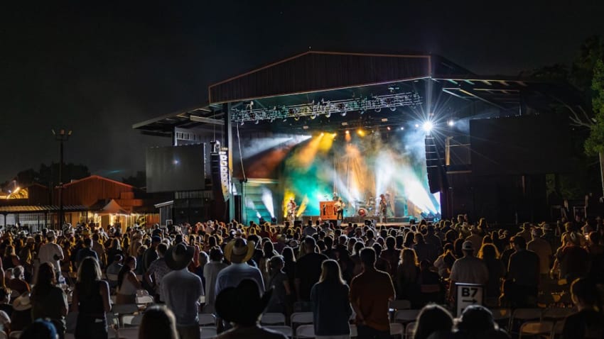 Longhorn Backyard Amphitheater Reveals Grand-Opening Spring Season Schedule
