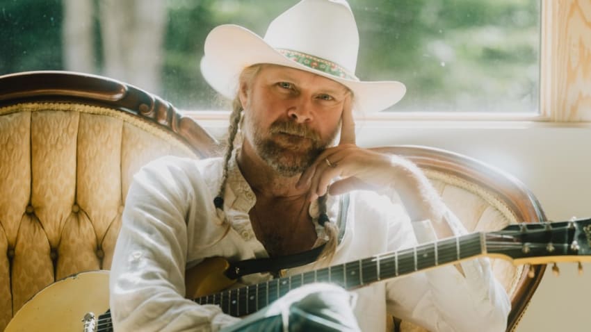 Hiss Golden Messenger