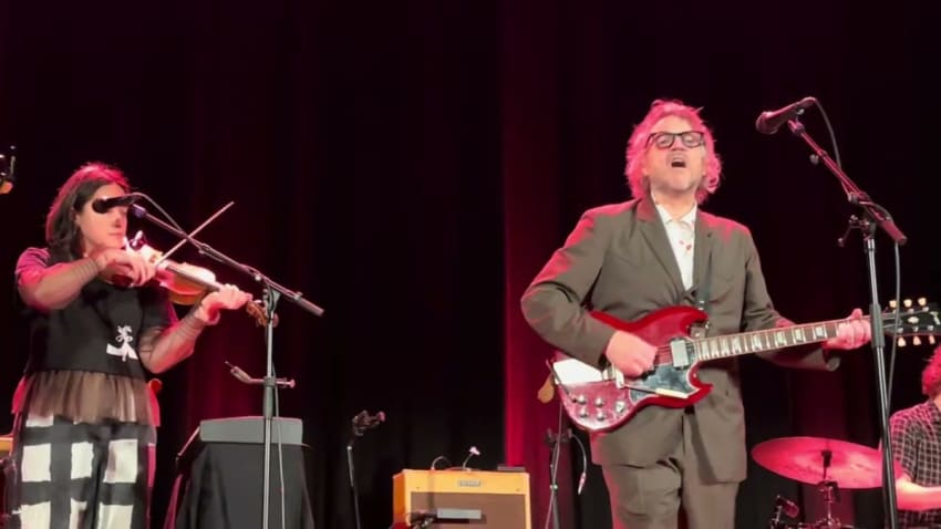 Jeff Tweedy - London -CHILDREN OF THE REVOLUTION (T Rex)- Islington Assembly Hall - 22 february 2026