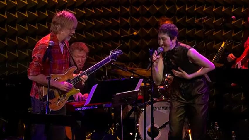 Phish’s Trey Anastasio Covers Talking Heads With Jo Lampert In New York City