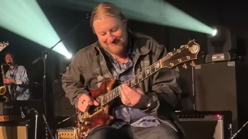 Derek Trucks Jams With Terrapin Flyer At Martyrs', Wielding Jerry Garcia's 'Tiger' Guitar