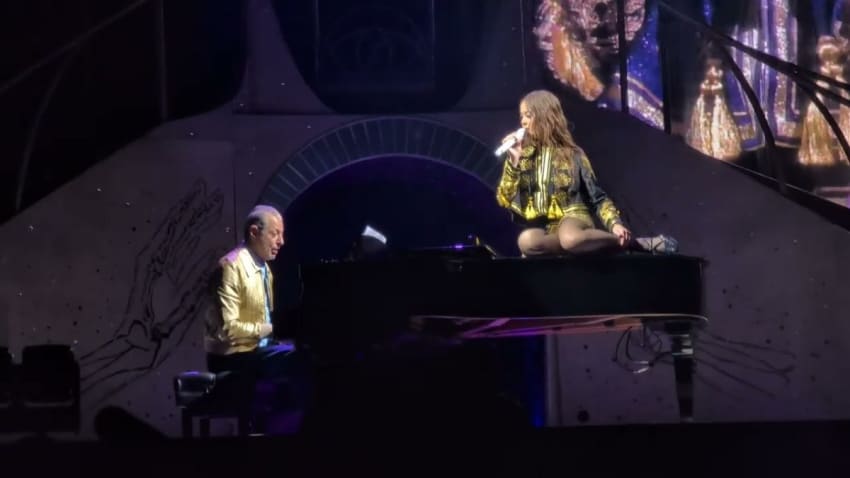 Laufey : "Misty" (live with Jeff Goldblum) at Co-op Live, Manchester, 4 March 2026 (4K)