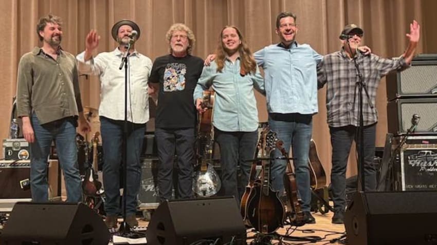 Billy Strings Drops In On Sam Bush’s Concert In Michigan
