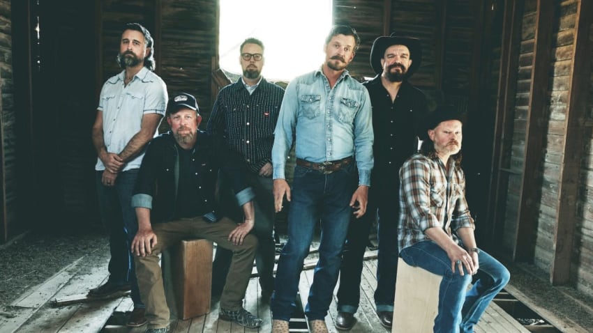 Turnpike Troubadours Extend 2026 Tour Through Fall