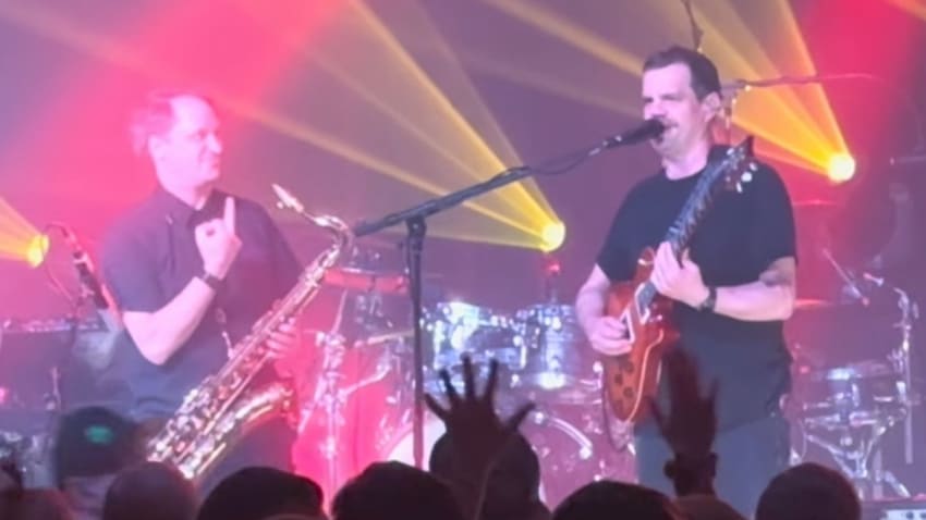 Umphrey's McGee Rekindles 'Can't You Hear Me Knocking' With Skerik & Andee Avila At The Showbox