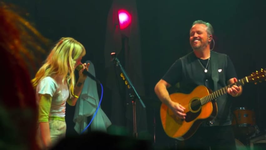 "Cover Me Up" - Hayley Williams and Jason Isbell at Hammerstein Ballroom 4/12/2026