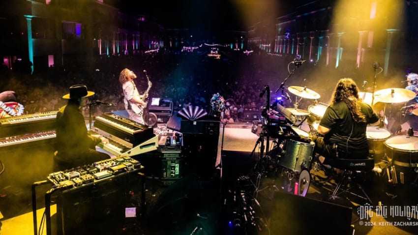 My Morning Jacket Brings One Big Holiday Back To Mexico In 2027