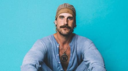 Technology news and reviews image