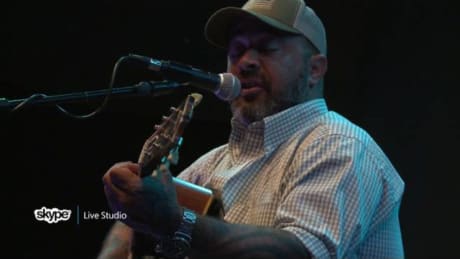 Aaron lewis hollywood casino sportsbook Aaron lewis hollywood casino sportsbook