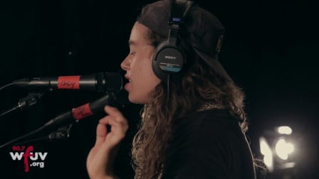 Rising 'Flow': Tash Sultana brings singular style to Shelburne, Vermont  Arts