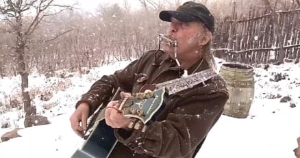 Neil Young Shares 2nd Fireside Sessions
