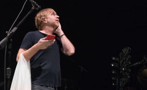 Trey Anastasio Recreates Meme d Photo On Halloween In Los Angeles