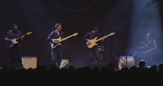 M*i様 Fearless Flyers Live At Madison vul Flyers Live at Madison Square Garden | The Fearless Flyers