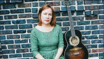 Iris Dement Tour Dates and Concert Tickets