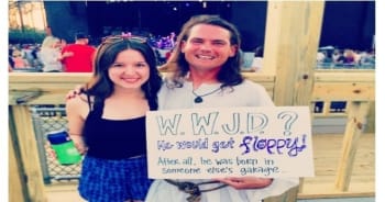 Widespread Panic Welcomes Guests At Floppy Alabama Concert