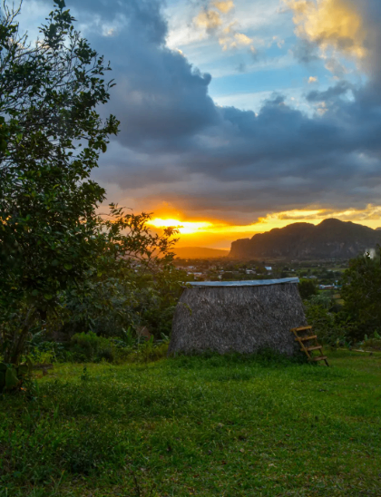 ¿Dónde comer en Viñales para coronar un día perfecto? La respuesta tiene nombre propio.