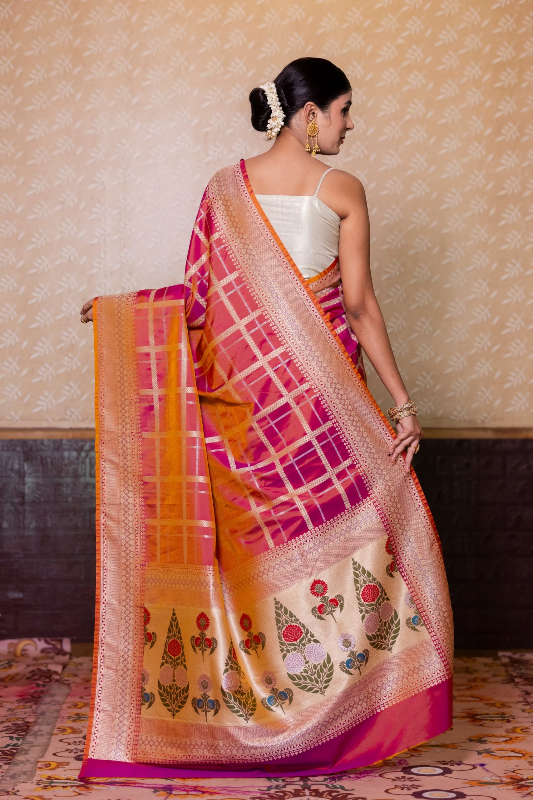 Pink Designer Silk Saree - Image 4