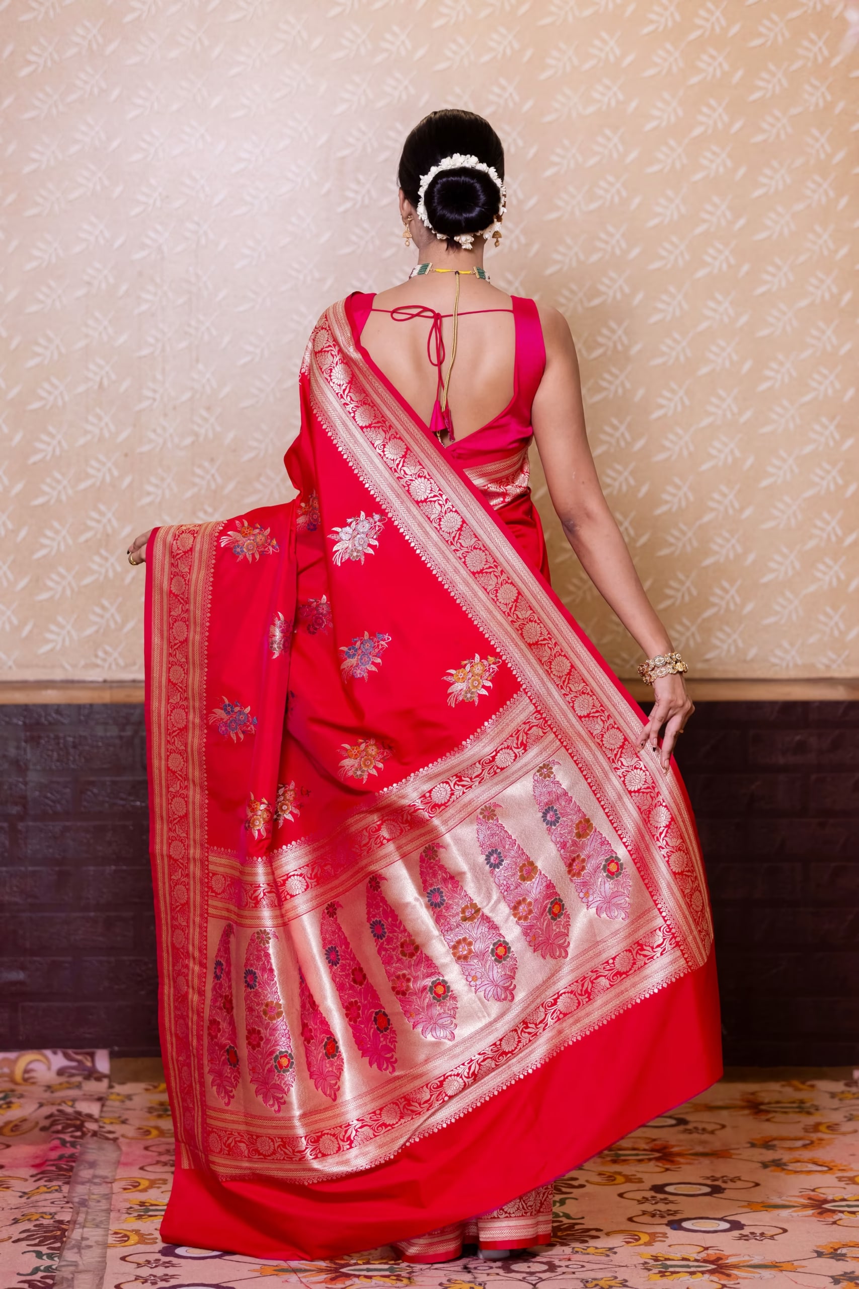 Bright Red Mashru Silk Saree - Image 3