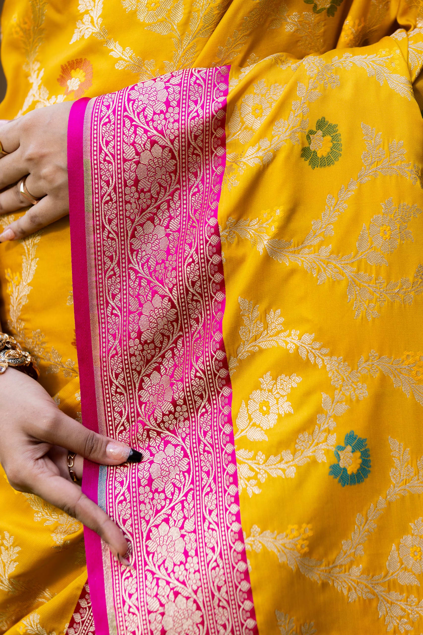 Yellow With Pink Border Ektara Silk Saree - Image 2