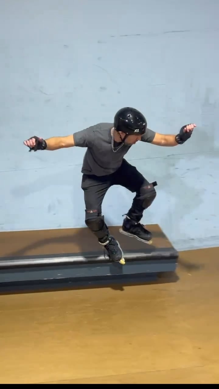 Just having some fun with a little line at the old level up skatepark in Brick New Jersey. 
