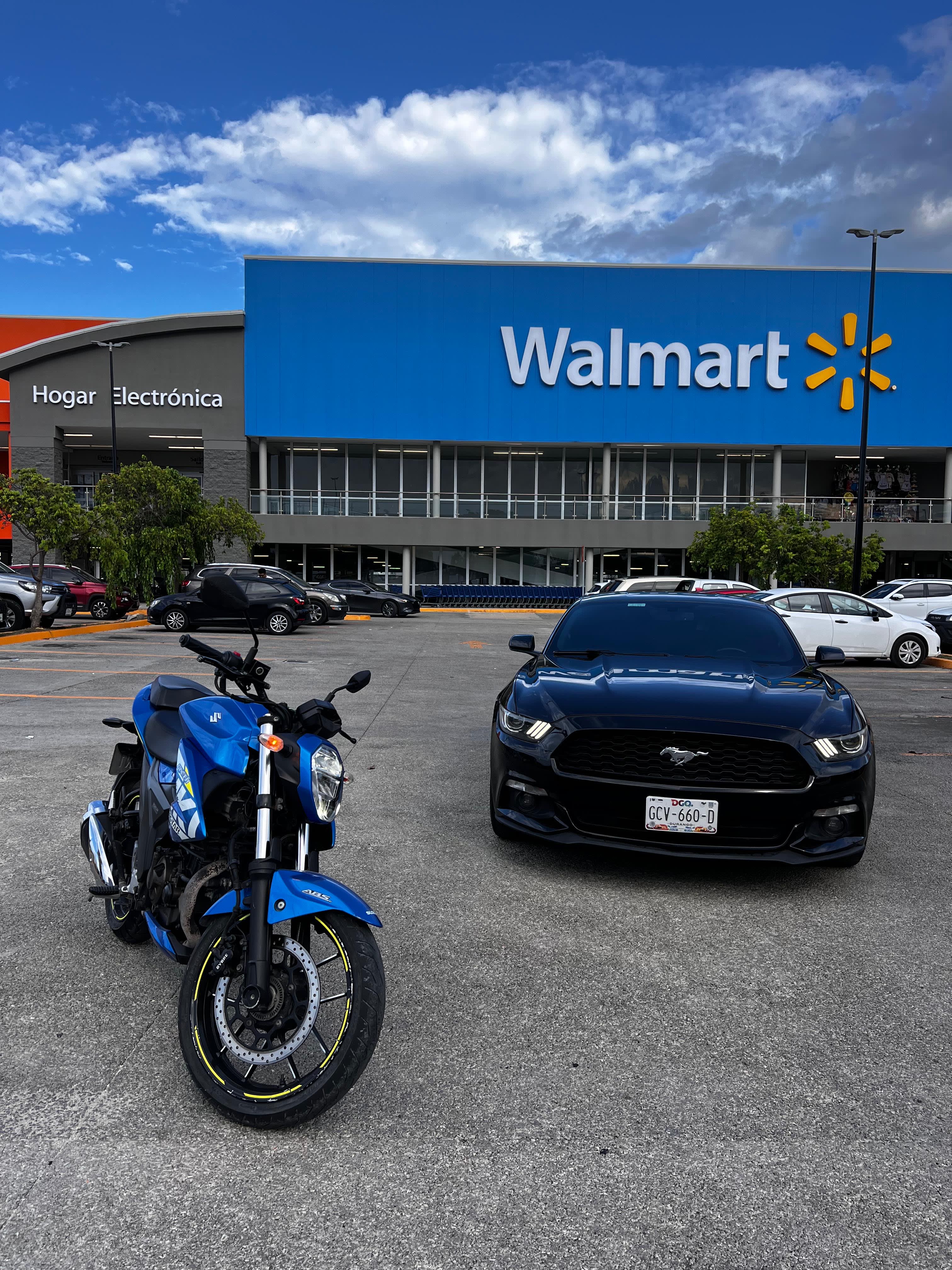 COMBO Mustang, Suzuki, 💰 y ✈️