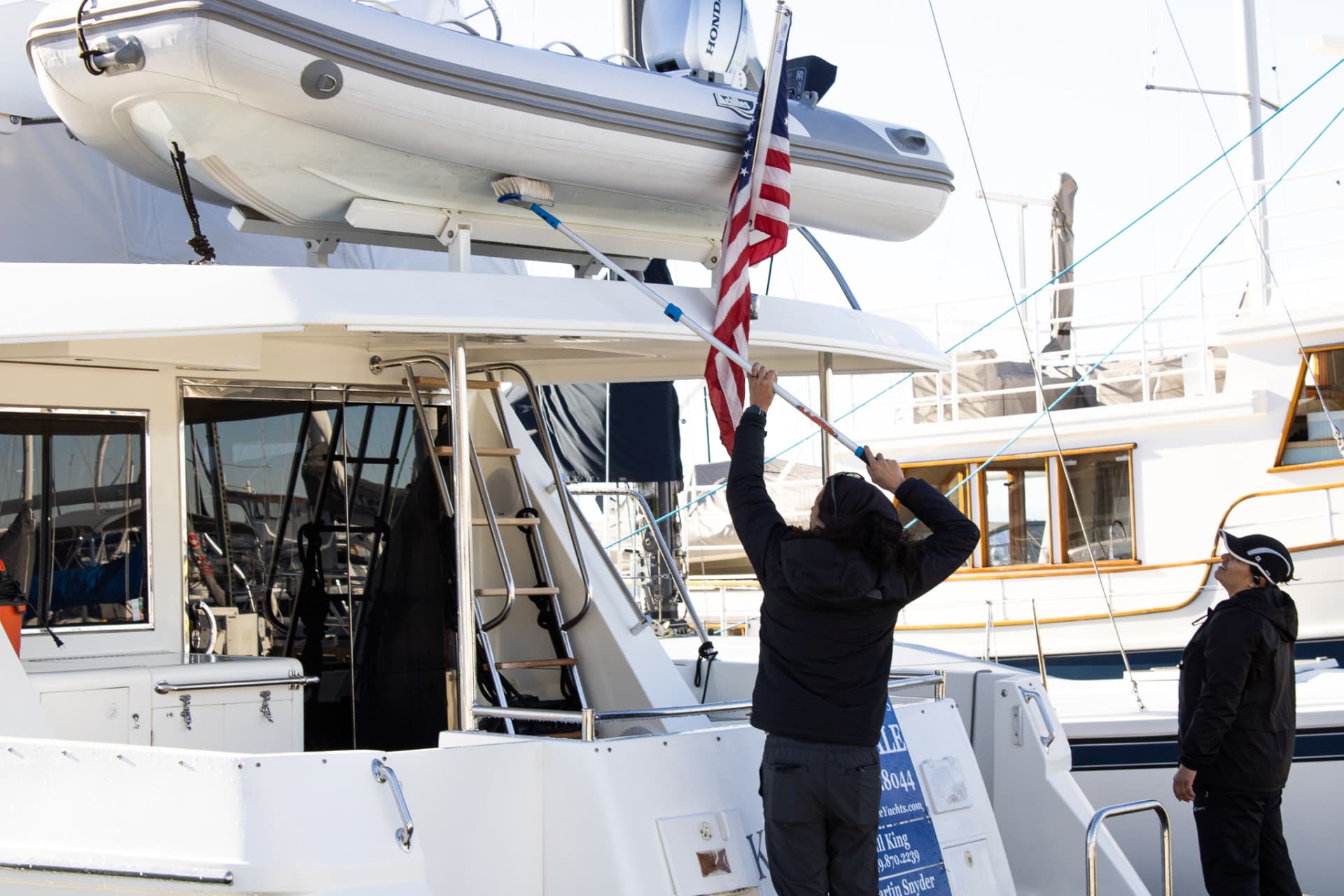 Yacht exterior polishing
