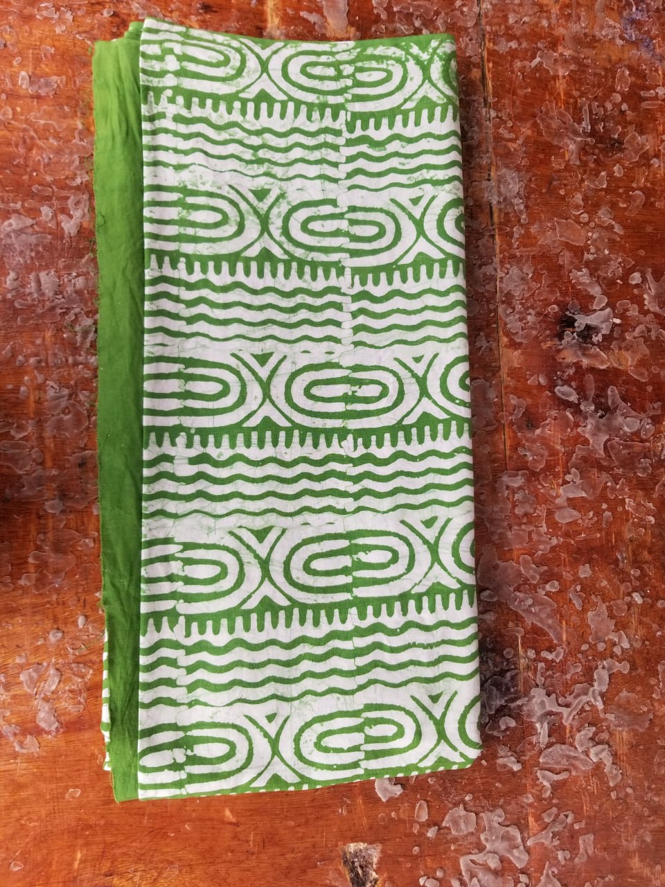 Plain Pattern Stamped Batik