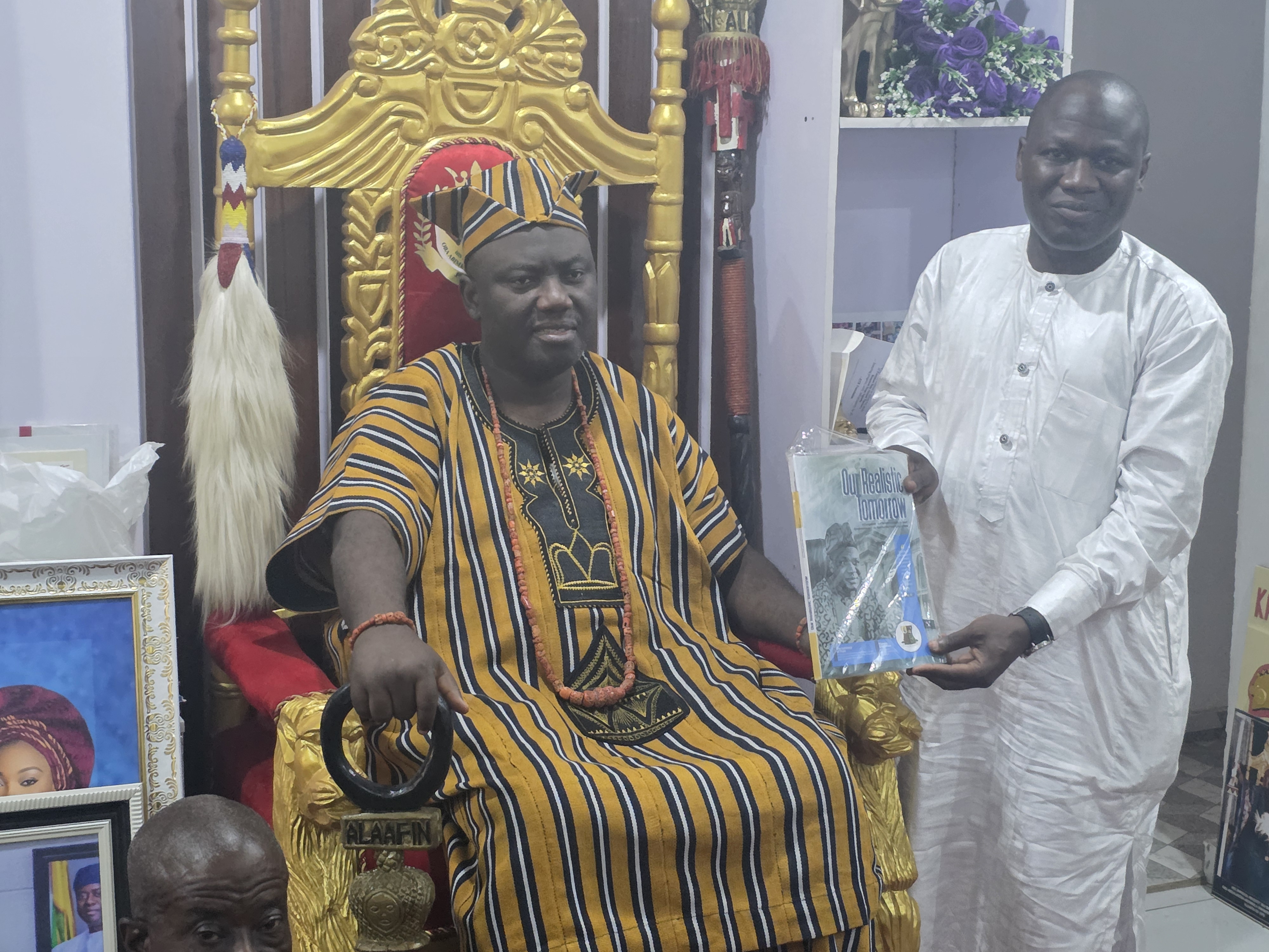 2027 Oyo APC Governorship Hopeful, Dr. Adewale Kolapo Kareem(AKK), Pays Royal Visit to Alaafin of Oyo.