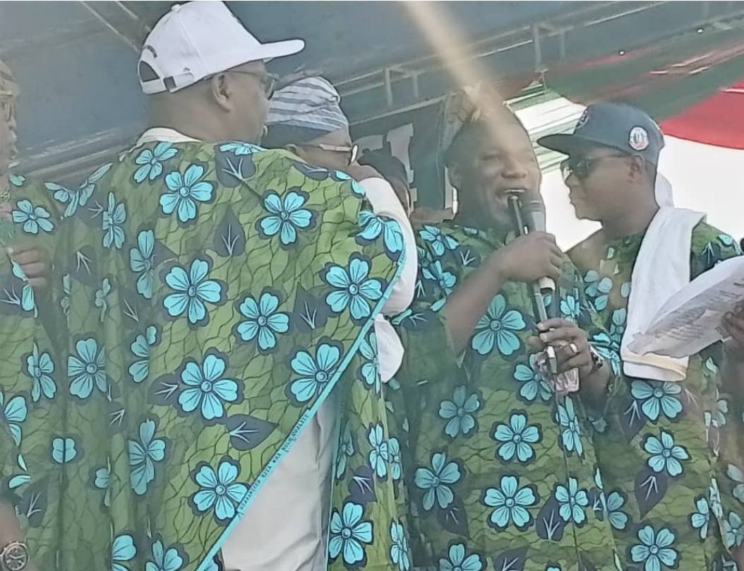 2027: Oyo APC Guber Aspirant, Adewale Kolapo Kareem (AKK), Attends Renewed Hope Ambassadors’ Engagement in Iseyin, Harps on Unity and Collective Strength.