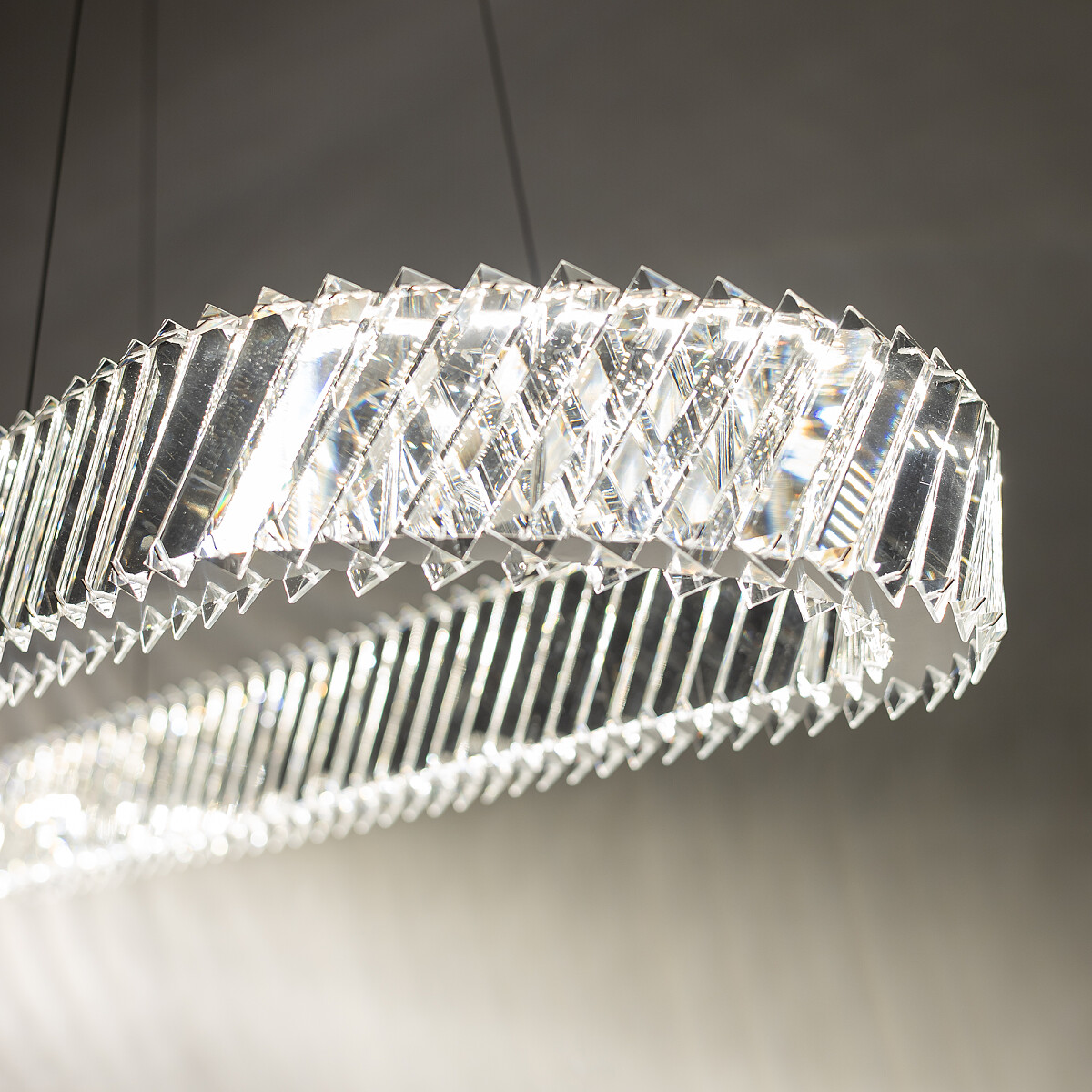 SUSPENDED LAMP LUXORA OVAL LED Lifestyle 2
