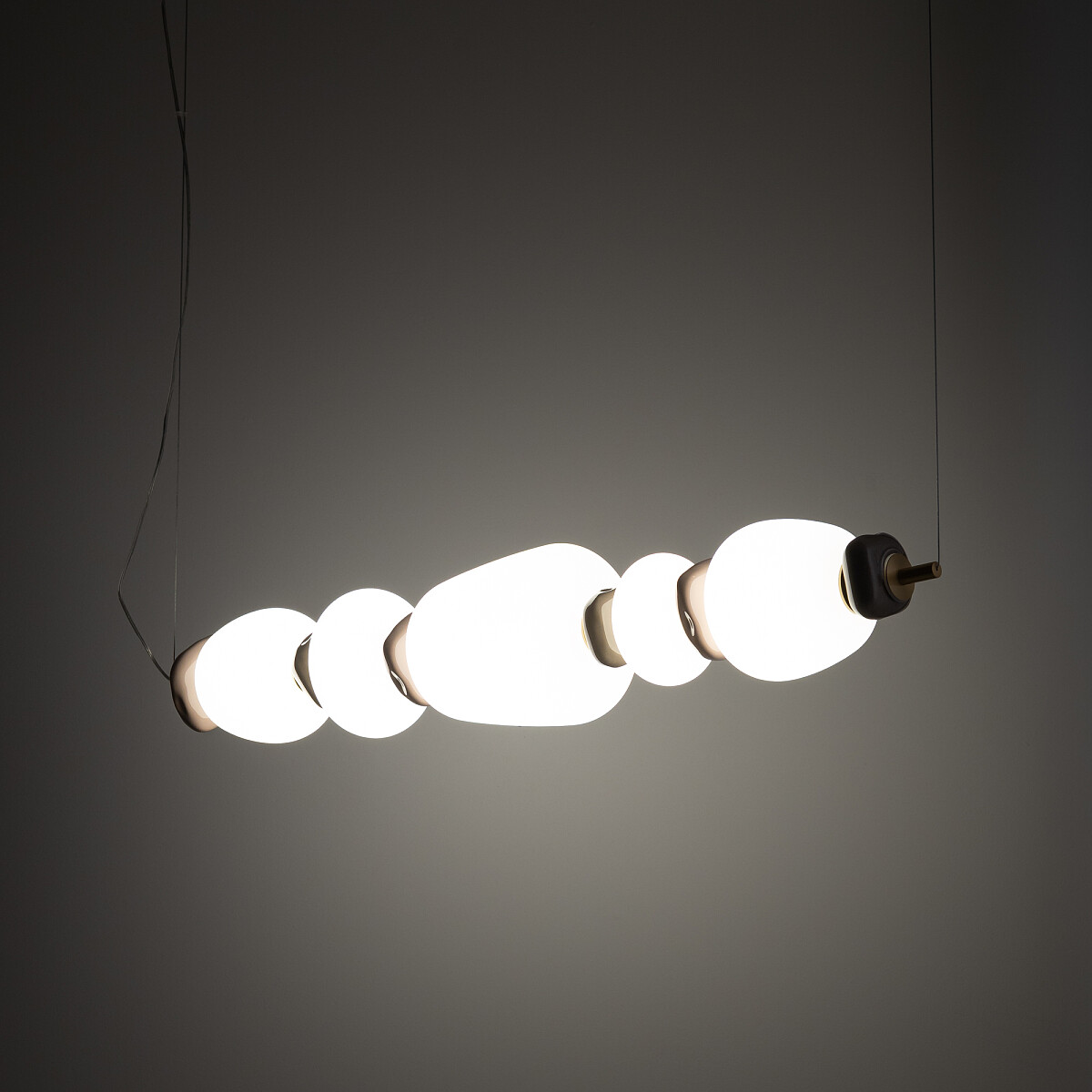 SUSPENDED LAMP CERAMIC HORIZONTAL LED Detail 2