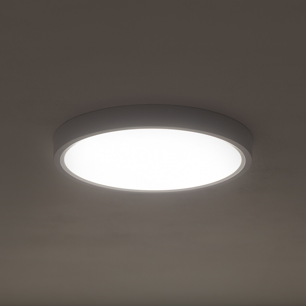PLAFOND MULTI LED /12W/18W Lifestyle 2